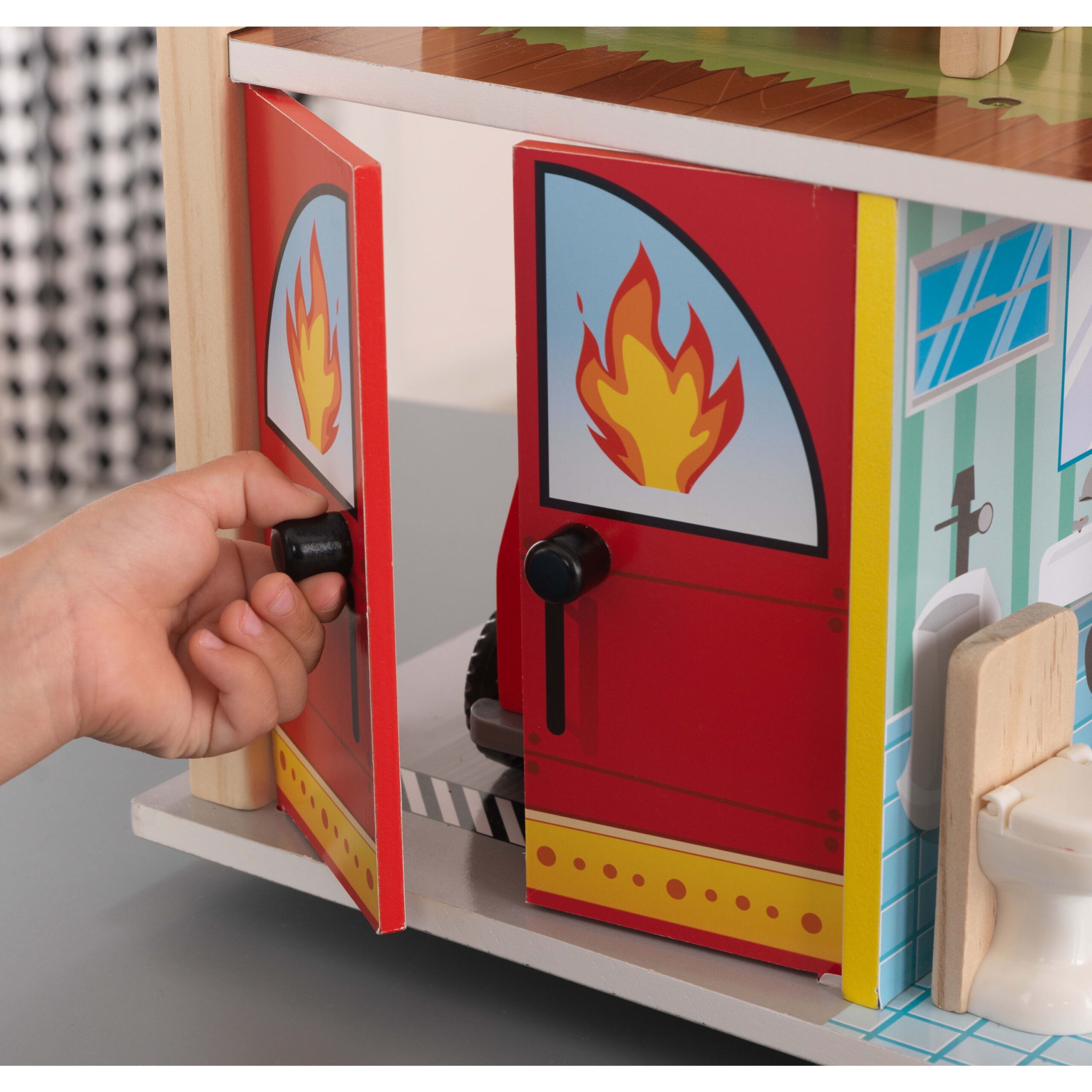 KidKraft Wooden Fire Station Set, 360 Degree Play, Working Garage Doors & Bendable Figures