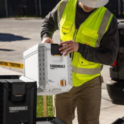 TOUGHBUILT STACKTECH Compact White 16 Quart(s) Hard Insulated Chest cooler
