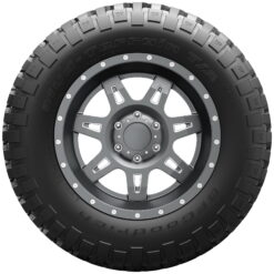 BFGoodrich Mud-Terrain T/A KM2 All-Season LT255/75R17/C 111/108Q Tire