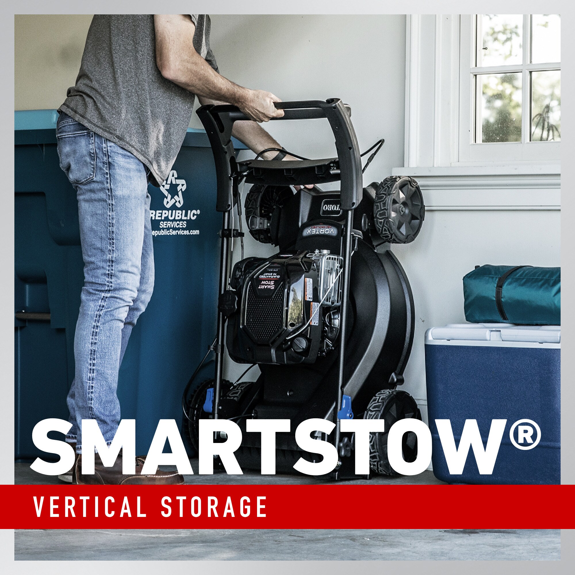 Toro Super Recycler with Personal Pace 21-in Gas Self-propelled lawn mower with 163-cc Briggs and Stratton Engine