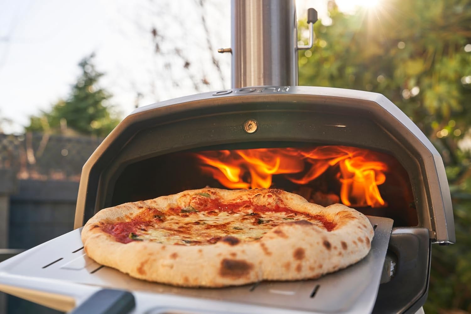 Ooni Karu 2 Multi-Fuel Outdoor Pizza Oven - Wood and Gas Outdoor Pizza Oven