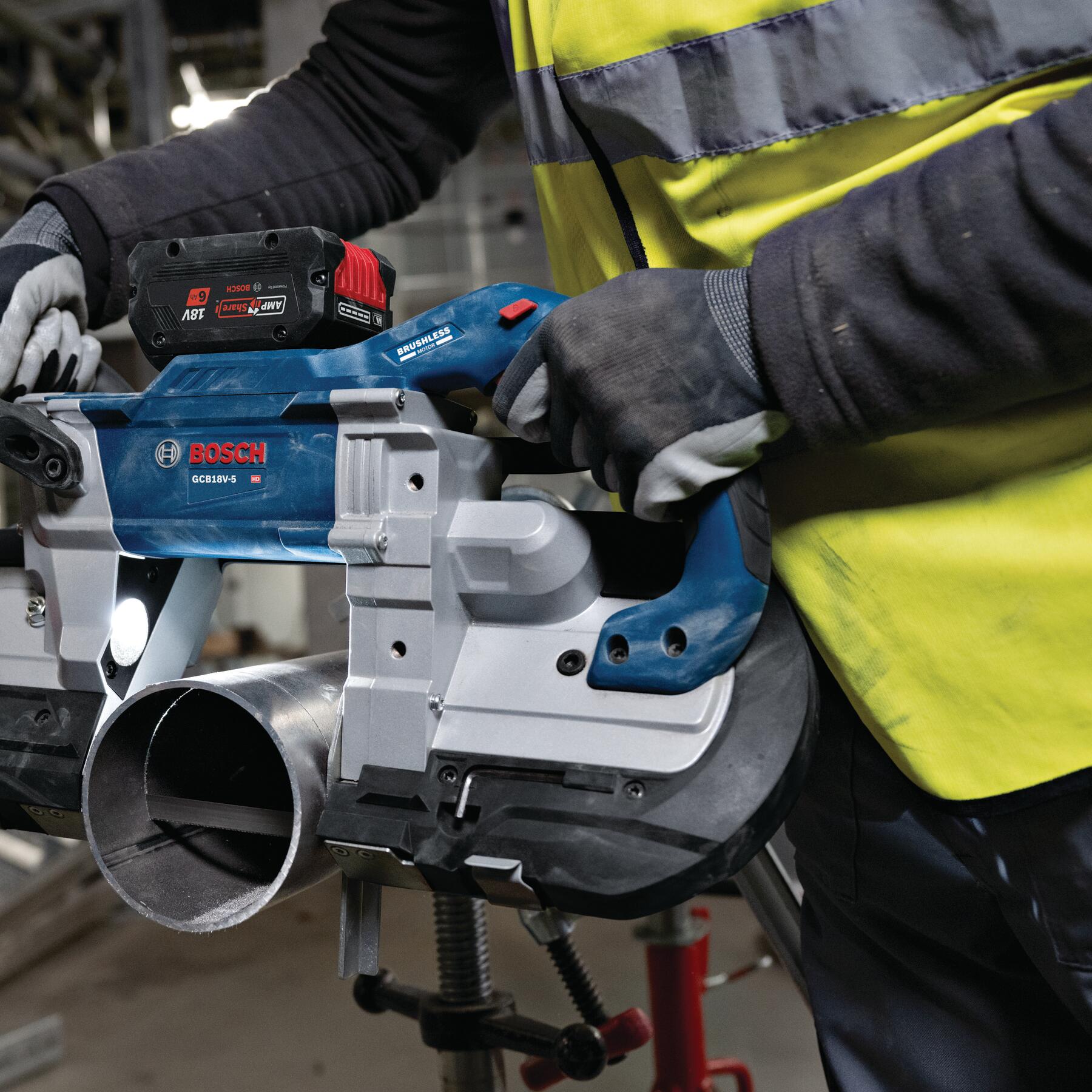 Bosch 5-in Portable Band Saw ( Battery Included and Charger Included )