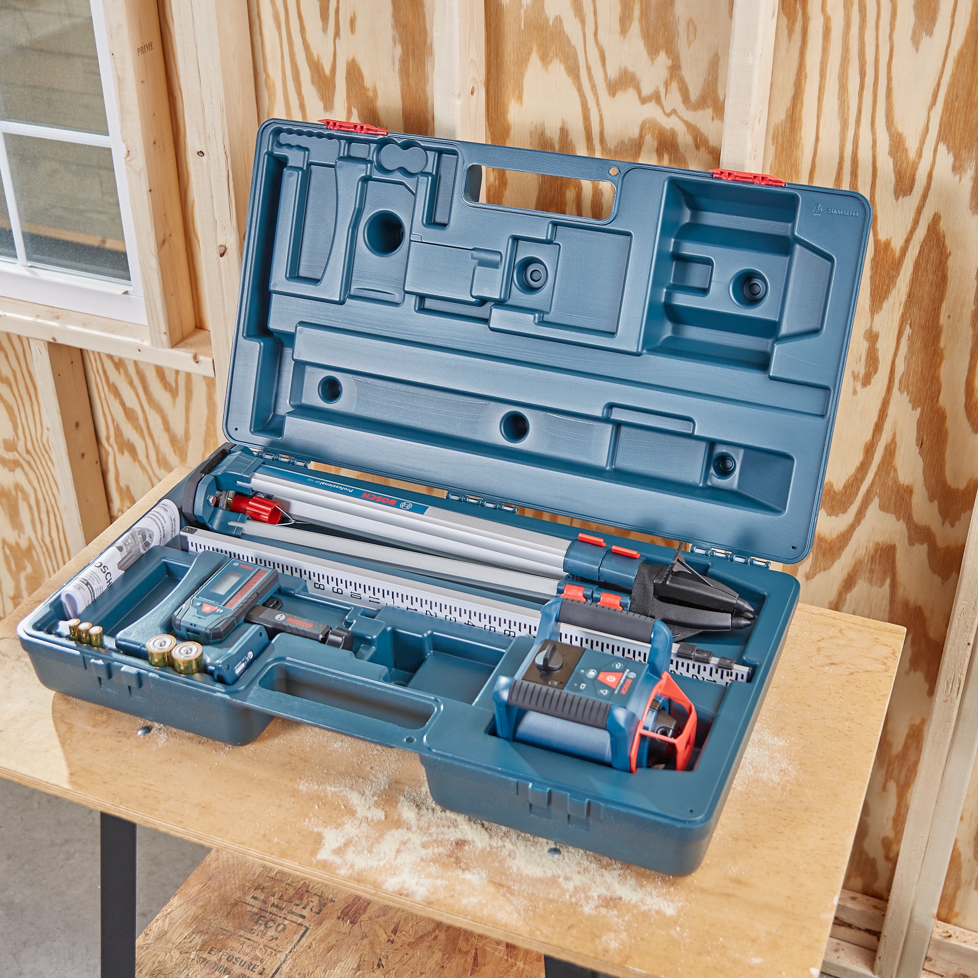 Bosch 1000-ft Red 360-Degree Self-Leveling Rotary Laser Level Kit