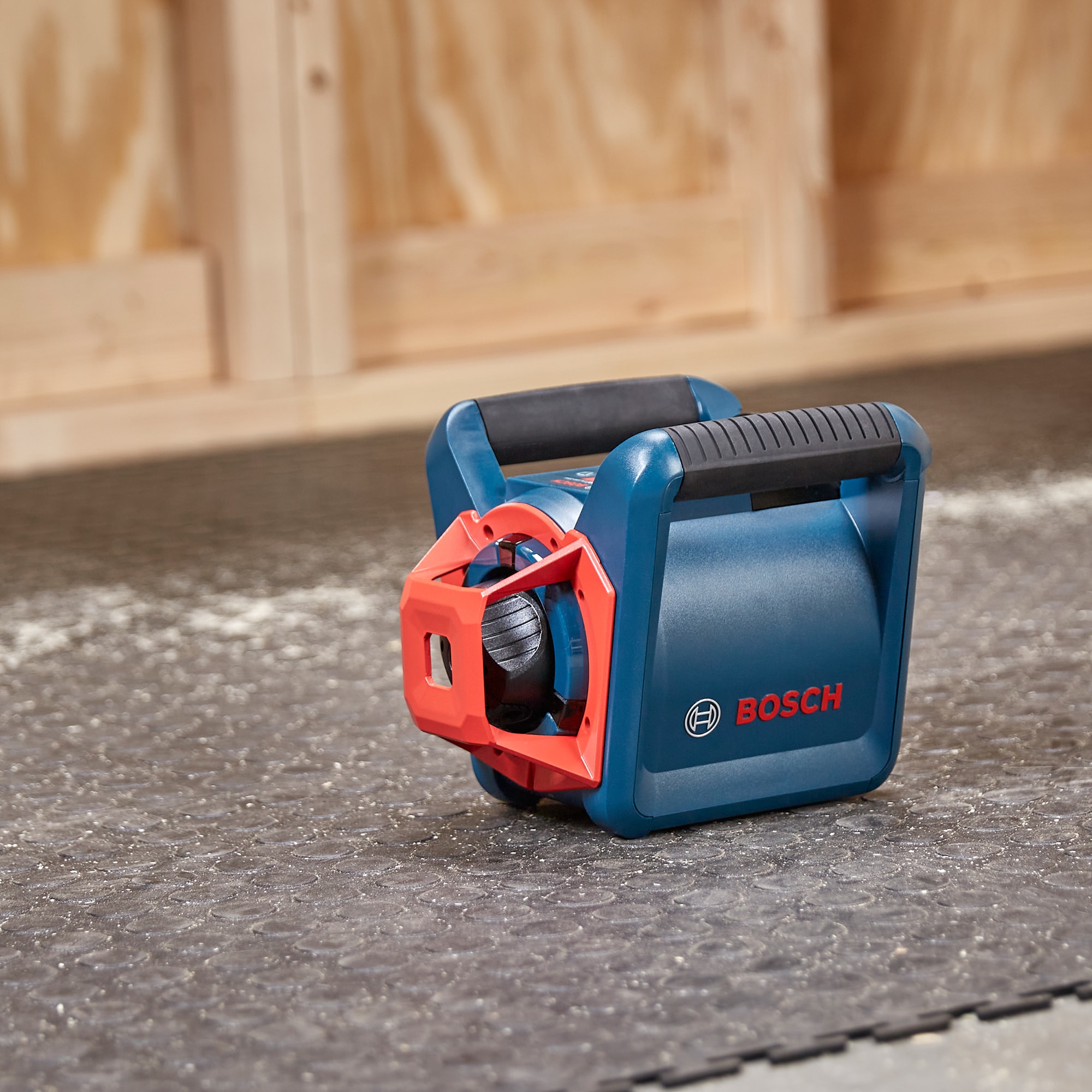 Bosch 1000-ft Red 360-Degree Self-Leveling Rotary Laser Level Kit