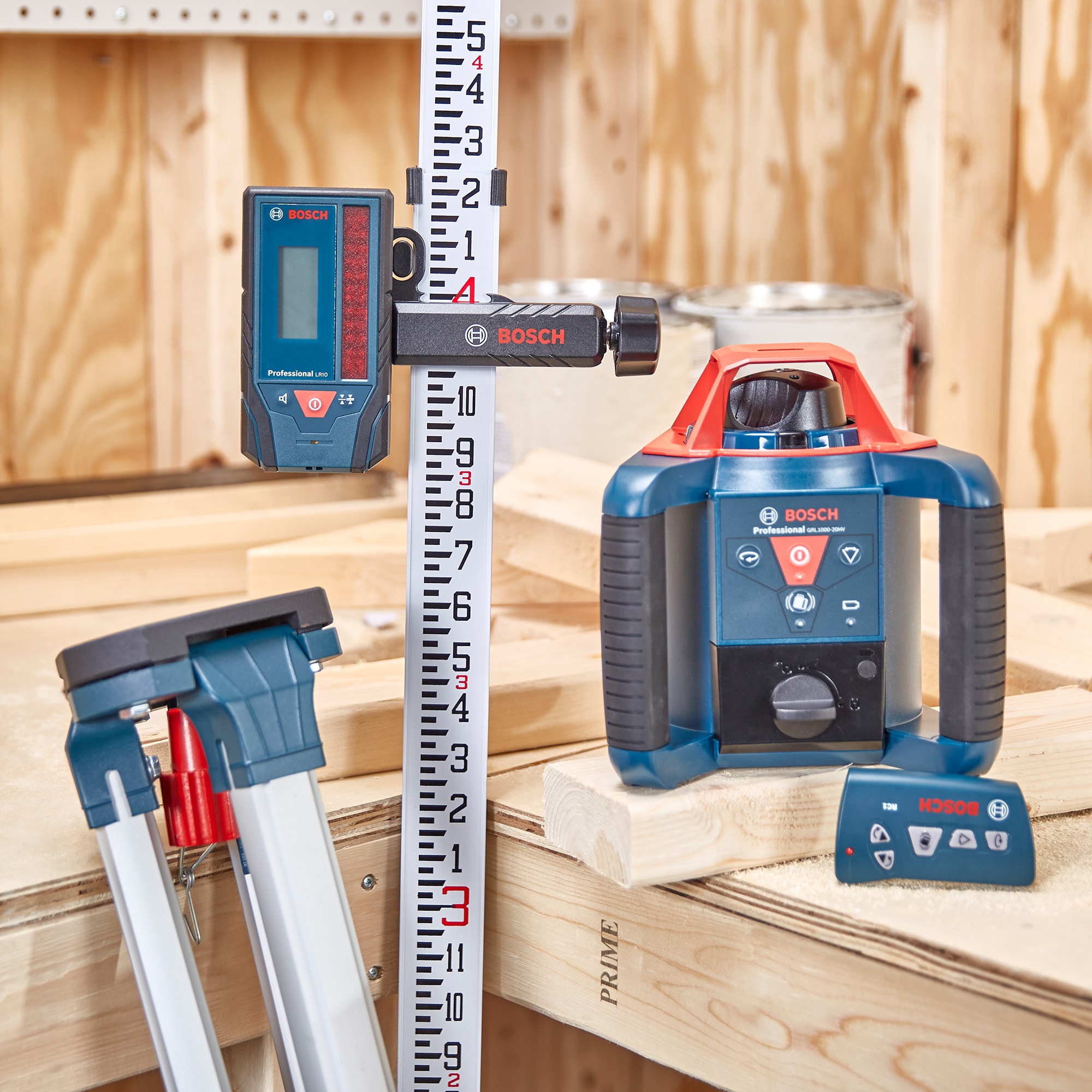 Bosch 1000-ft Red 360-Degree Self-Leveling Rotary Laser Level Kit