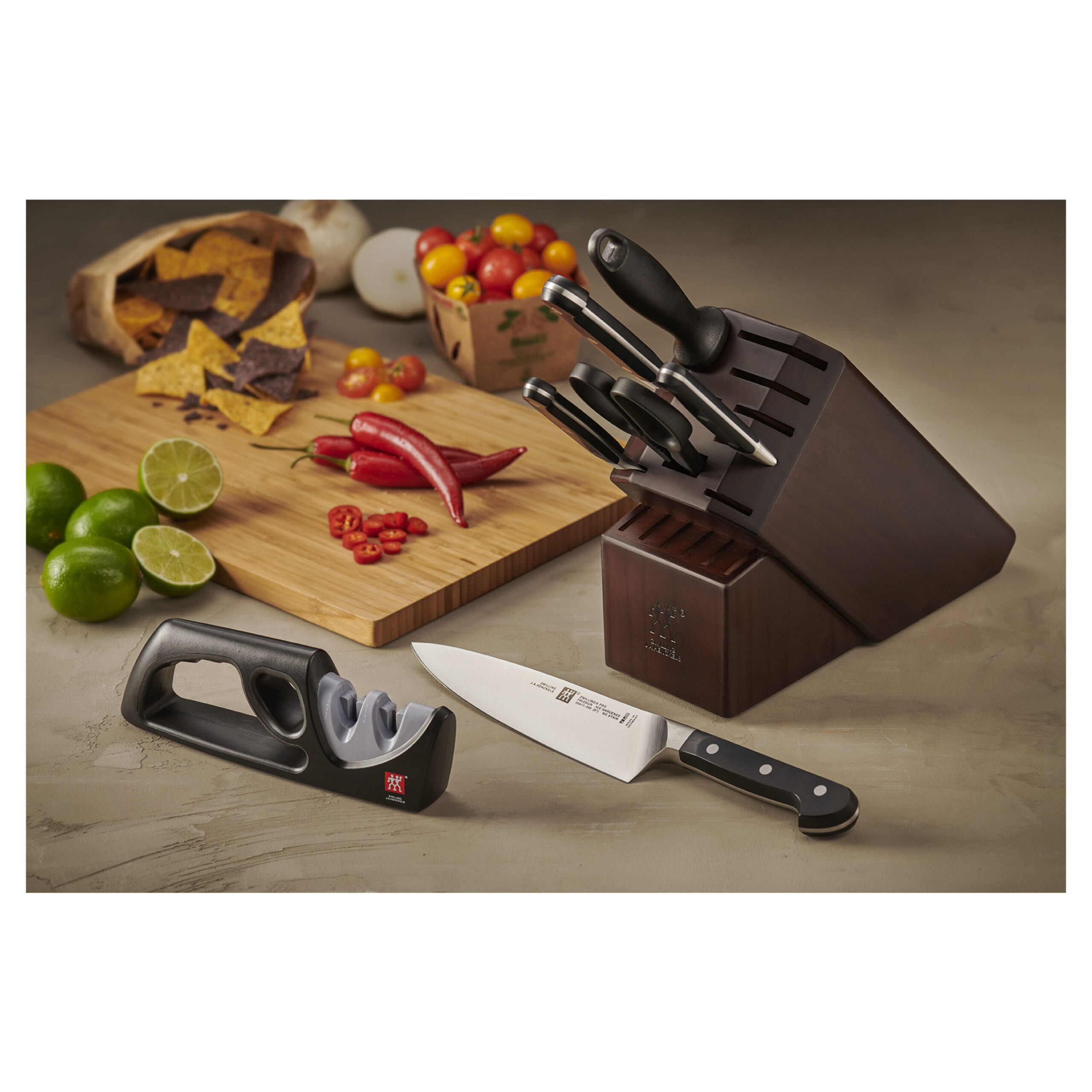 ZWILLING Pro 8-pc 35671-000, Knife Block Set