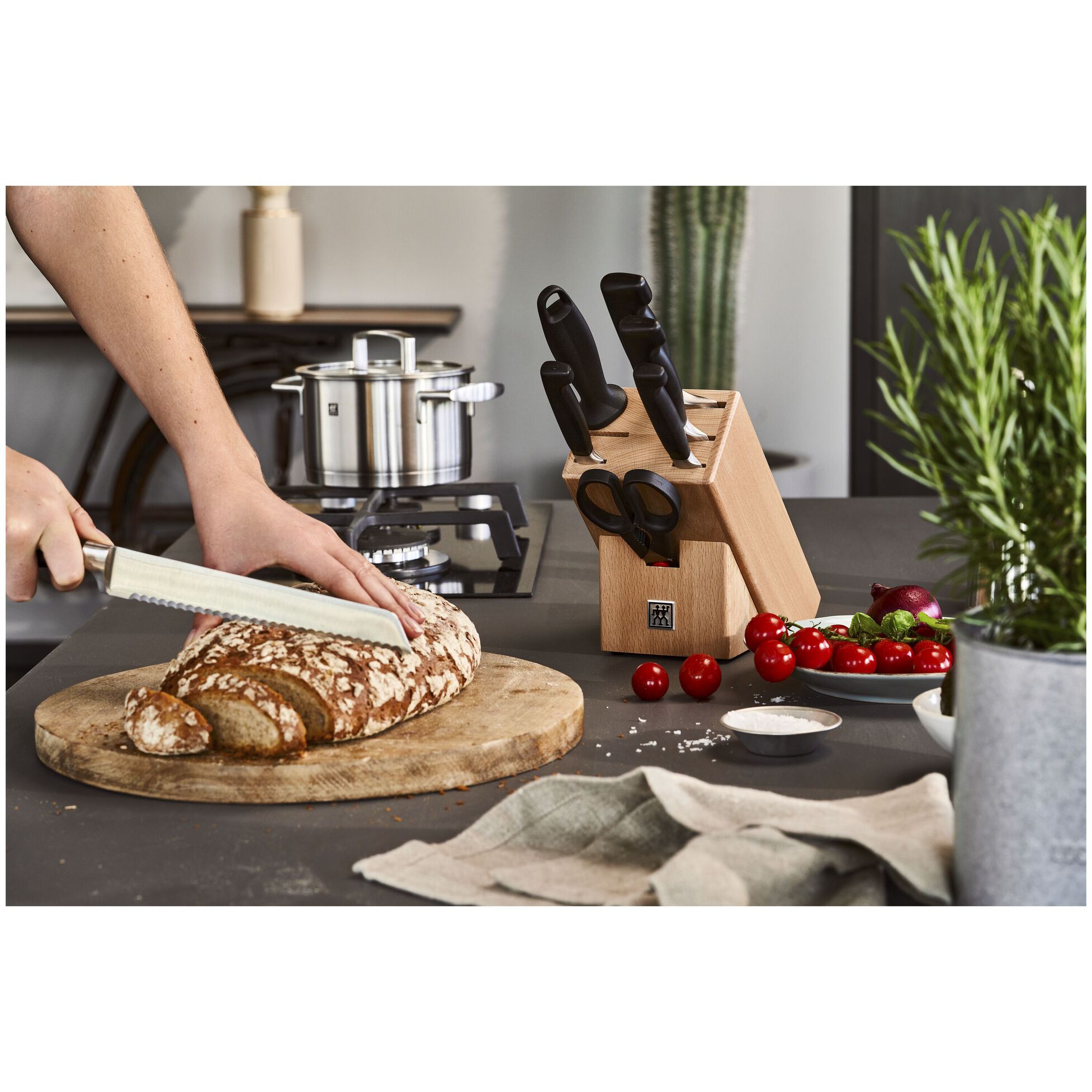 ZWILLING Four Star 8-pc, Knife block set, natural