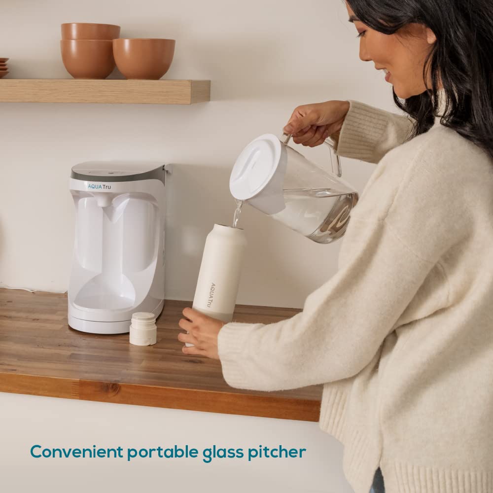 AquaTru Countertop 8-Cup White Glass Water filter pitcher