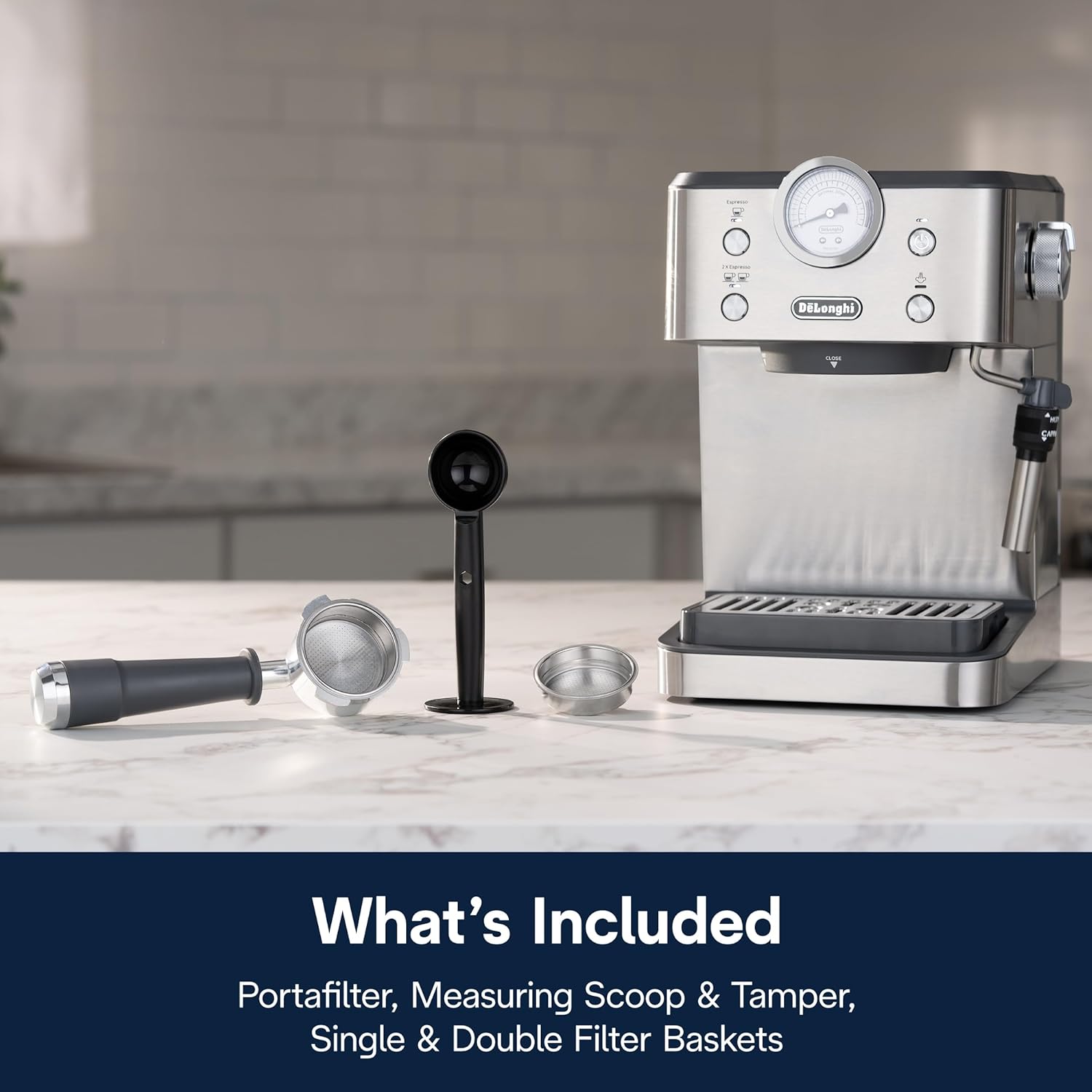 De’Longhi Classic Espresso Machine with Milk Frother, 15-Bar Pump & Temperature Control - Barista Coffee Maker Kit for Espresso, Latte, Cappuccino & Iced