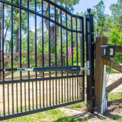 Mighty Mule 18-Feet Single swing Universal Battery Driveway Gate Opener Kit (Solar Compatible)