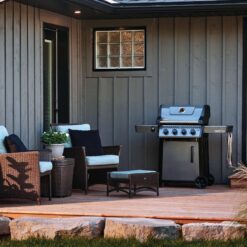 NAPOLEON Freestyle 425 Graphite Grey 4 -Burner Liquid Propane Gas Grill