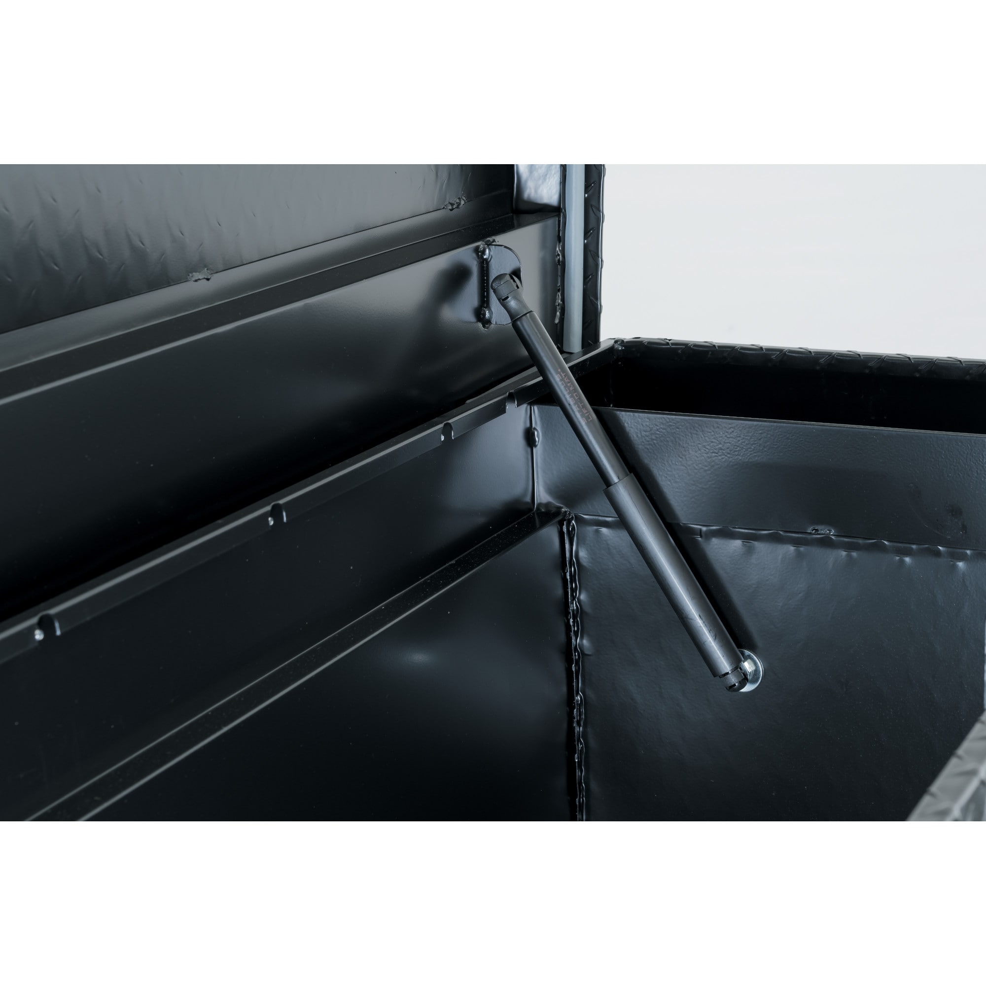 CRAFTSMAN 71.3-in x 19.5-in x 17.2-in Matte Black Aluminum Crossover Truck Tool Box