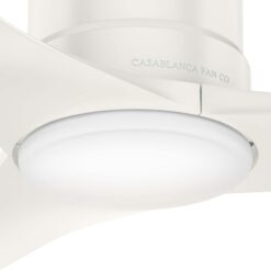 Hunter Piston 52-in Fresh White with Fresh White Blades LED Covered Outdoor Ceiling Fan With Light and Remote Control Included 3 -Blade