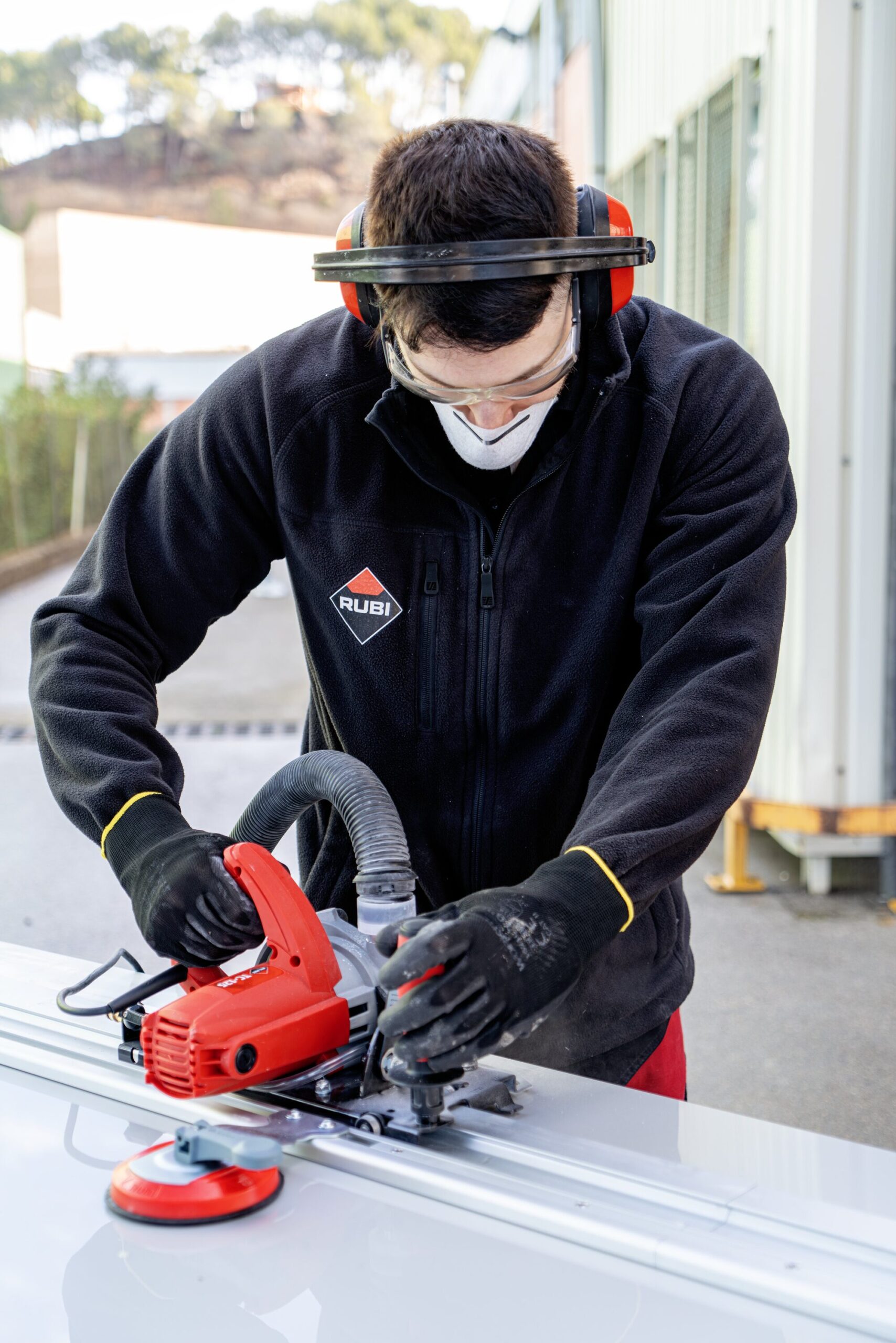 RUBI TC 125 15 -Amp 5.5-in -Blade Wet Handheld Tile Saw