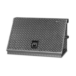 Montezuma Triangle 31-in W x 18.25-in H x 15.625-in D Aluminum Tool Chest ( Aluminum )