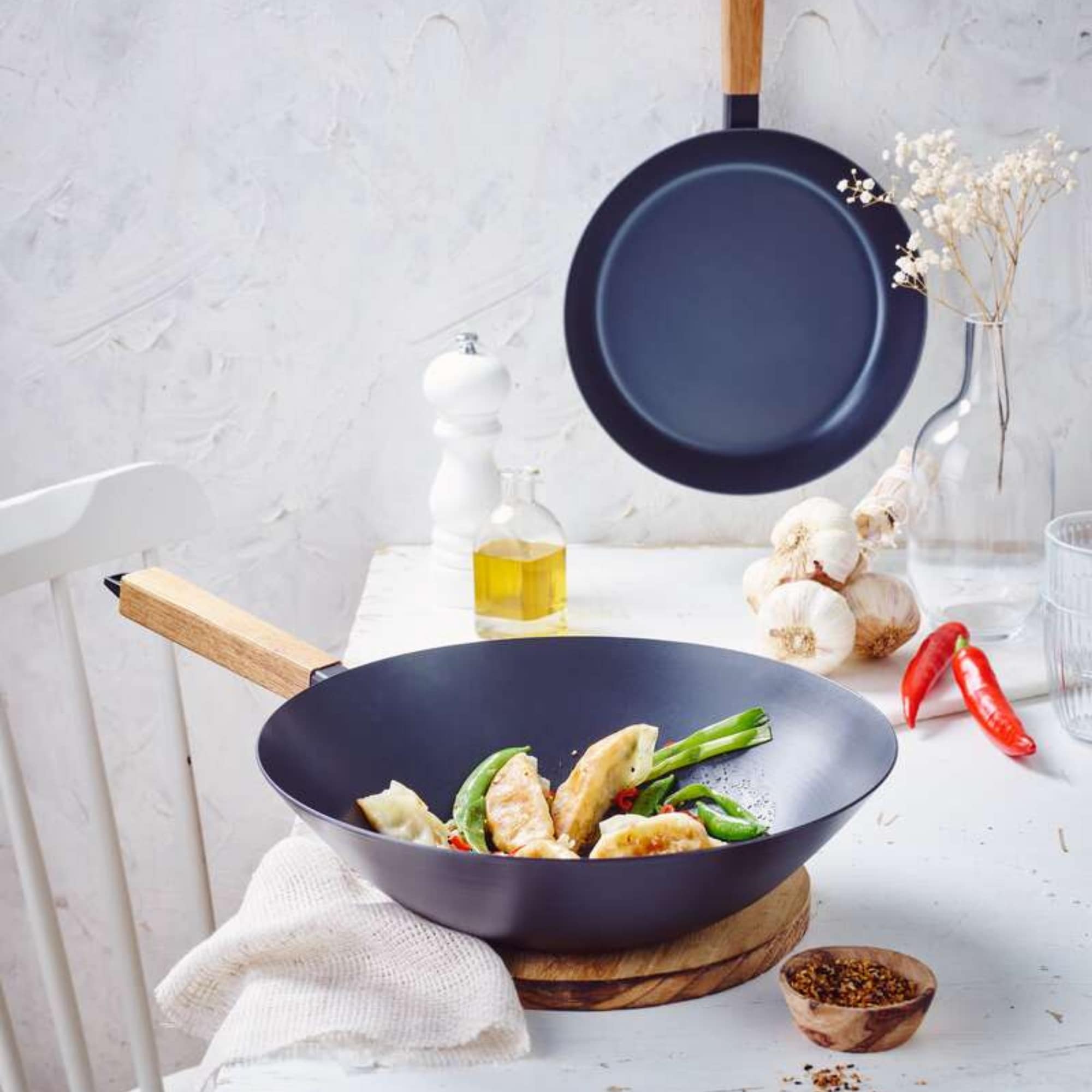 alva Forest 4-Piece Blue Carbon Steel Frying Pan Skillet Non-Toxic Pre-Seasoned Pans and Wok