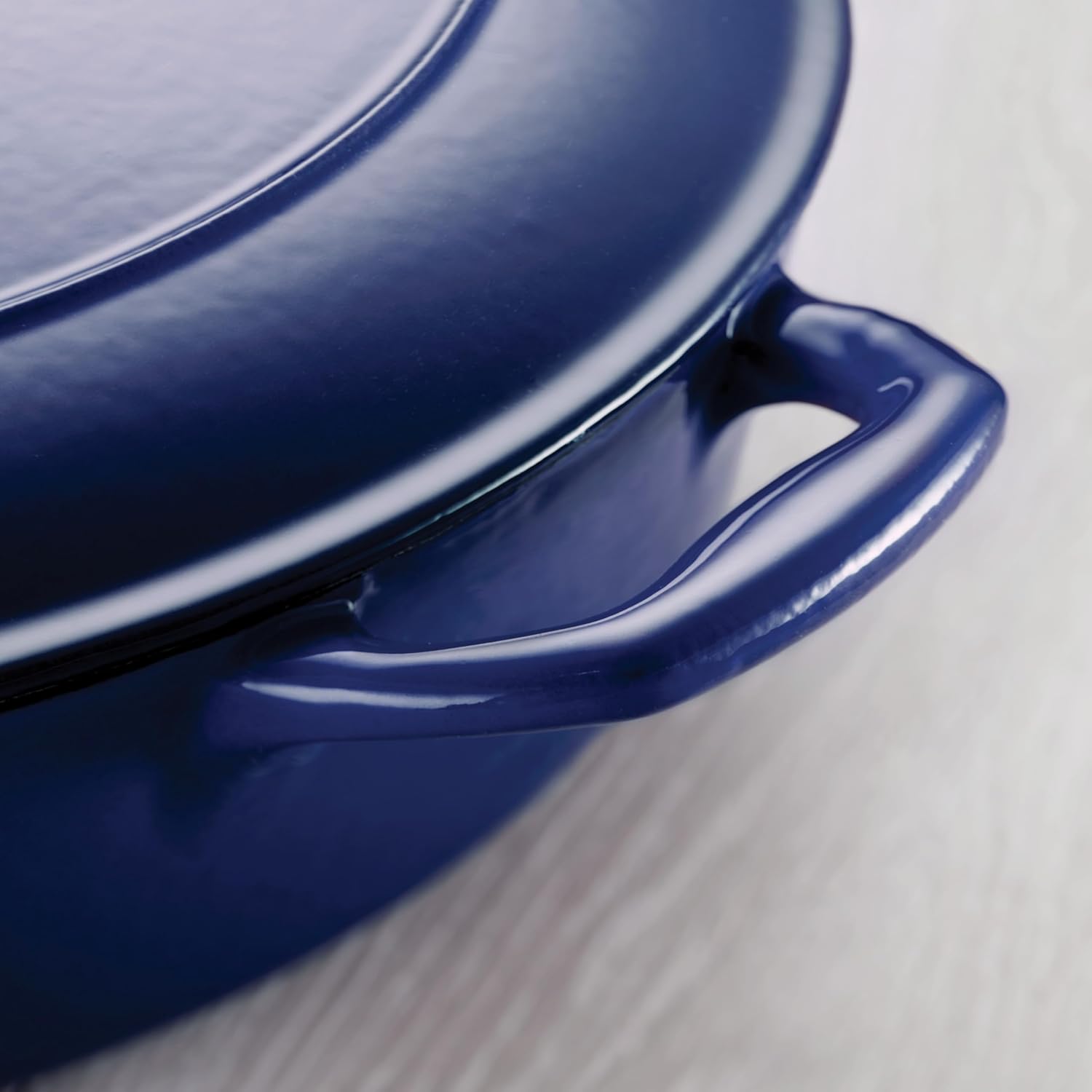 Tramontina Enameled Cast Iron Dutch Oven Pot with Lid, Round 6.5-quart, Blue