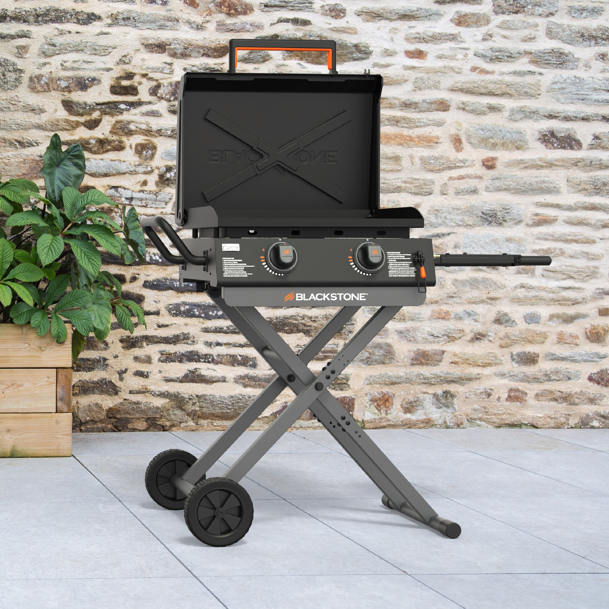 Blackstone 22-in Culinary Omnivore Griddle with Flexfold Legs 361-Sq. in Black Powder Coat Portable Liquid propane Grill