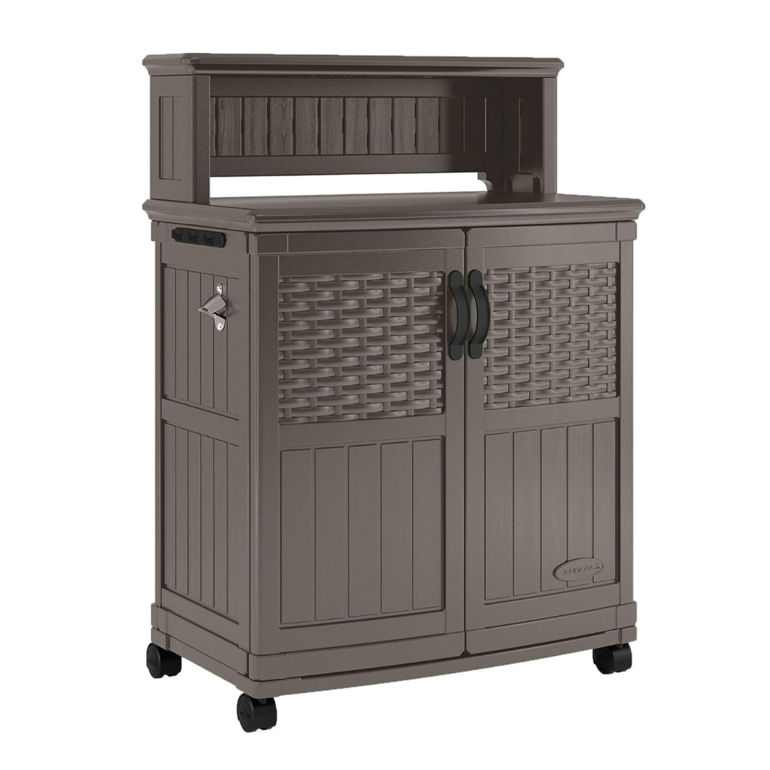 Suncast Patio Plastic Storage and Prep Station with Decorative Wicker Pattern and Multi Wall Panels for Patio, Garden, and Lawn Use, Stoney Gray