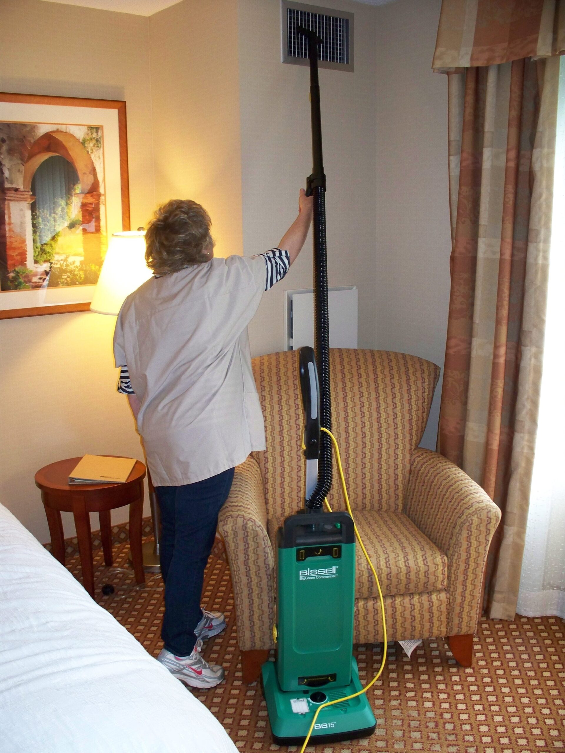 Bissell Commercial Big green commercial heavy duty Upright Vacuum Cleaner