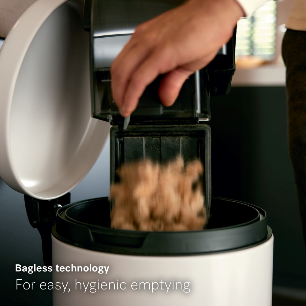 Miele Boost CX1 Cat Dog Bagless Bagless Pet Canister Vacuum Cleaner