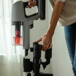 Electrolux WellQ7 Cordless Pet Stick Vacuum Cleaner (Convertible to Handheld)