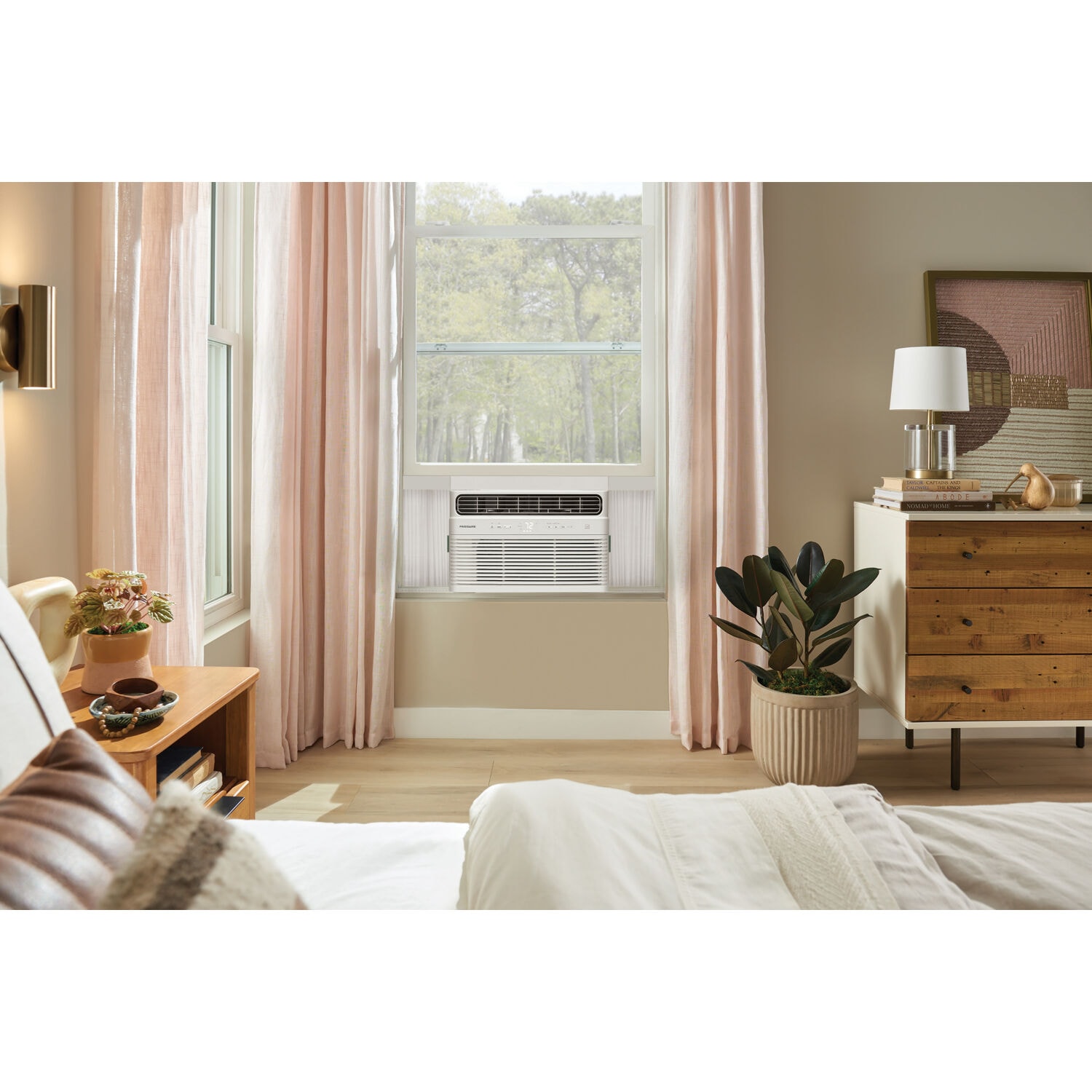 Frigidaire Medium Room Window Air Conditioner , Remote Included ( 115-Volt , 8000-BTU )