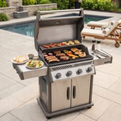 NAPOLEON Rogue 525 Series Stainless Steel 4 -Burner Liquid Propane Gas Grill