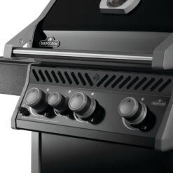 NAPOLEON Rogue Black 3 -Burner Natural Gas Grill