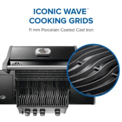 NAPOLEON Rogue Black 3 -Burner Natural Gas Grill