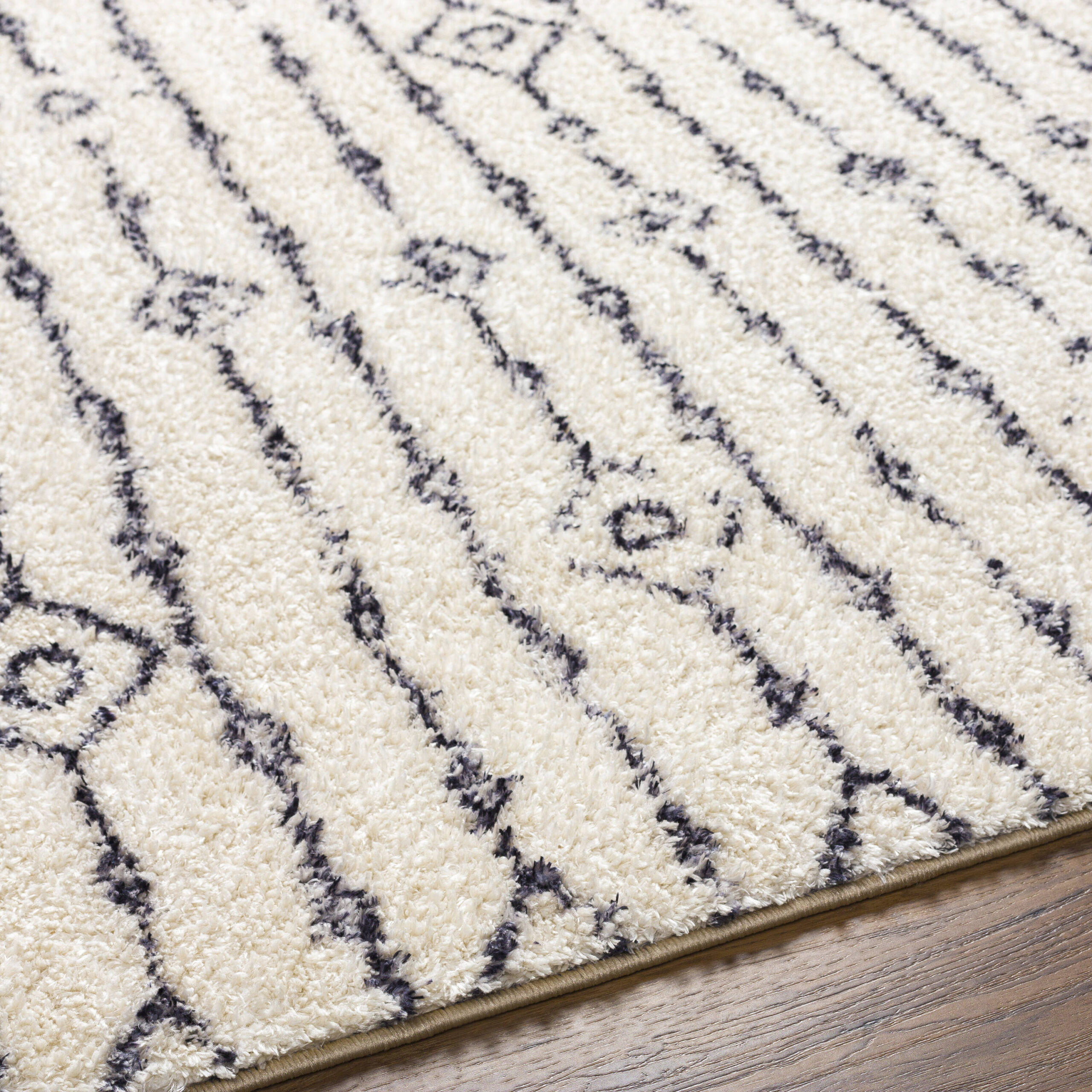 Origin 21 Diamond Link Shag 9 x 12 (ft) Loomed Polyester Ivory/Gray Rectangular Indoor Geometric Global Machine washable Pet Friendly Area rug