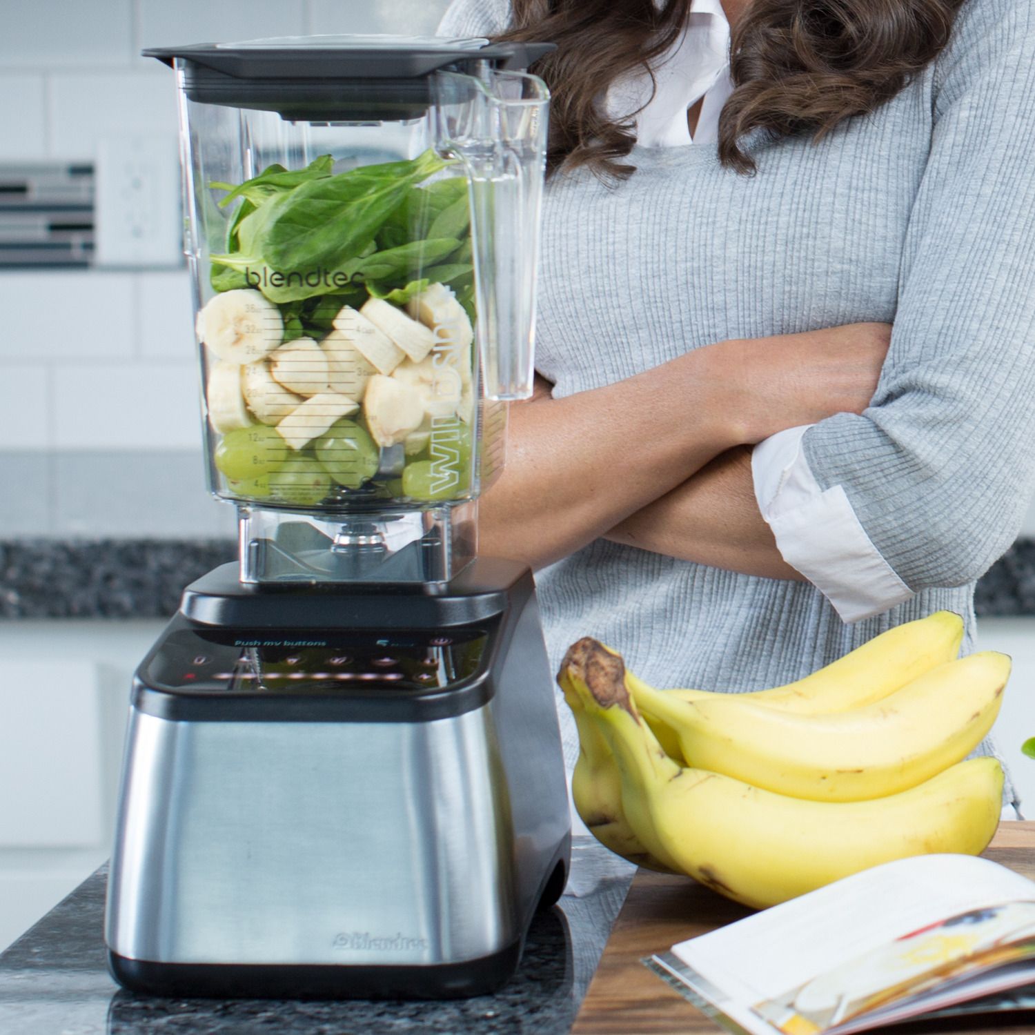 Blendtec Designer 650S Blender - Black Silver
