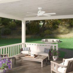 Hunter Kennicott SureSpeed 52-in Fresh White with Fresh White Blades Covered Outdoor Ceiling Fan Without Light and Wall Control Included 6 -Blade