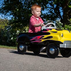 Kid Trax Street Rod Pedal Car, Indoor/Outdoor Toys for Toddlers Ages 3–5, Classic Design Ride On Car, Kid Cars to Drive, Ride On Toy, Toddler Boy Toys, Durable Steel Cars for Kids, Max Weight of 60lbs