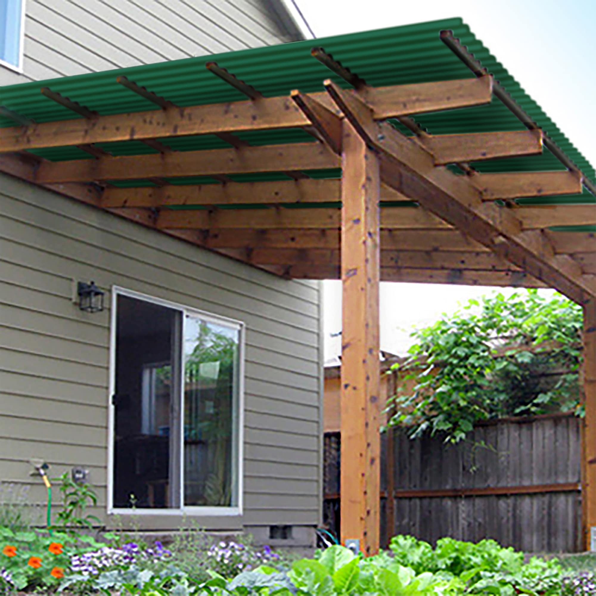 SUNTUF Suntuf 2.2-ft x 6-ft Corrugated Hunter Green Polycarbonate plastic Roof Panel 10 -Pack