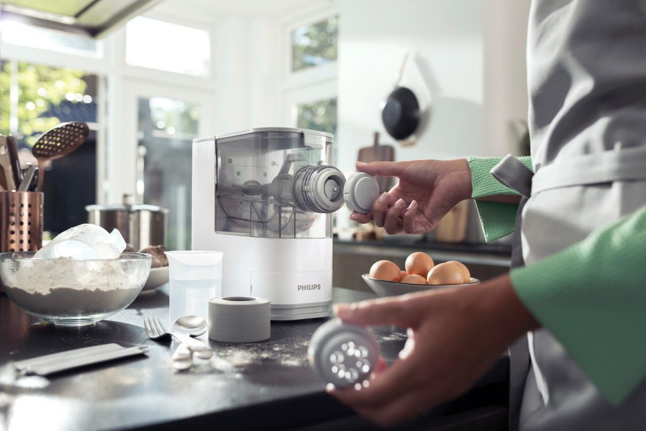 Philips Kitchen Appliances Compact Pasta and Noodle Maker, Viva Collection, Comes with 3 Default Classic Pasta Shaping Discs, Fully Automatic, Recipe Book, Small, White (HR2370/05) - Image 18